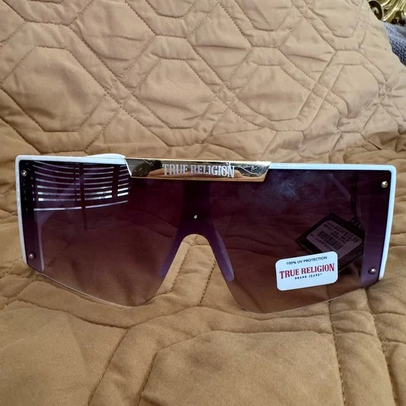 True Religion sunglasses oversized large shades gold monogram plaque True Religion Gold Sunglasses for Men for sale | eBay main image 4